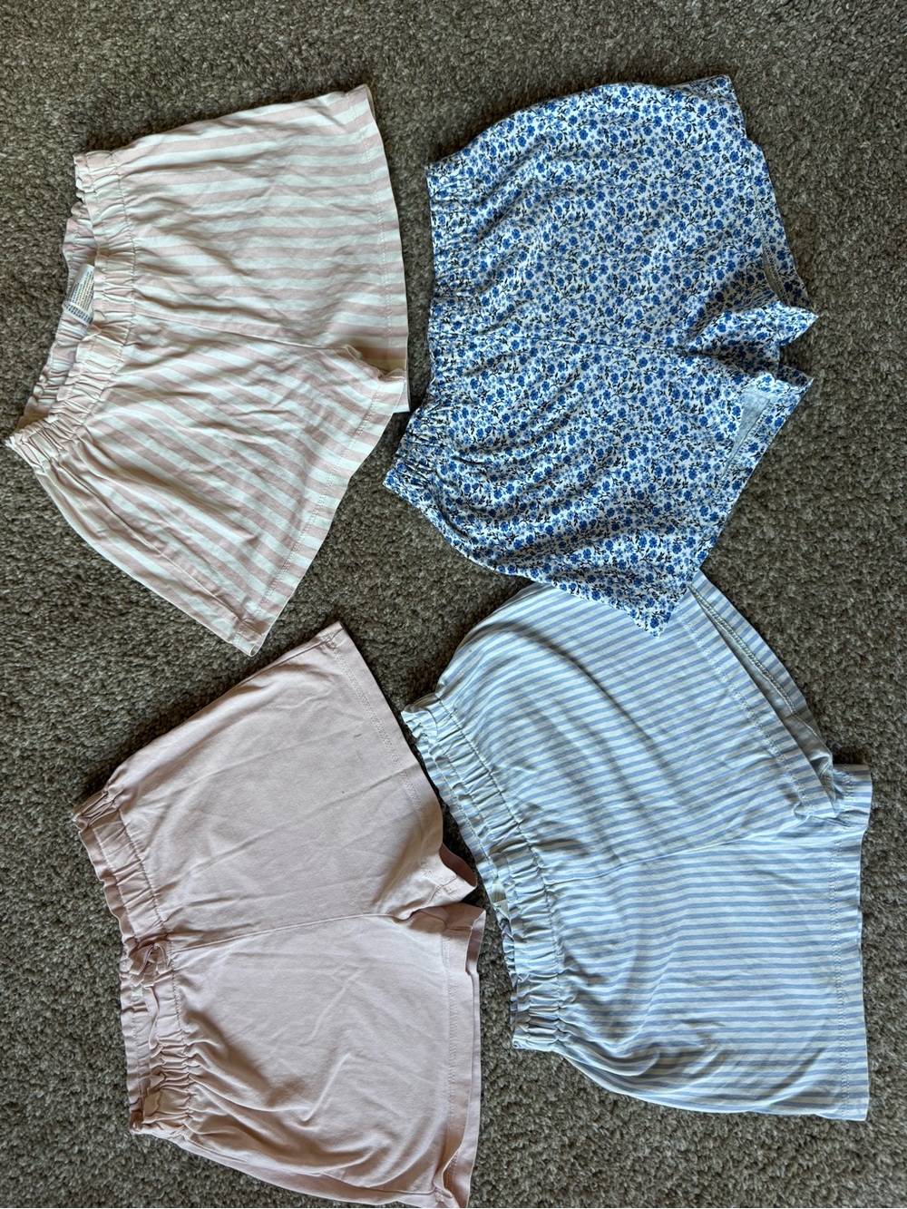H&M Girl's Pink & White Floral Tank Tops and Shorts Sets - Picture 4 of 6